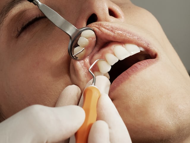 Dental clinic chair